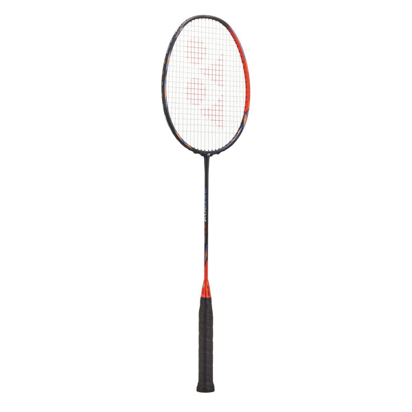 Yonex Astrox 77 Pro - blitzschnelles Angriffsracket incl. Wunschbesaitung