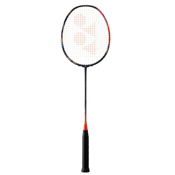 Yonex Astrox 77 Pro - blitzschnelles Angriffsracket incl. Wunschbesaitung